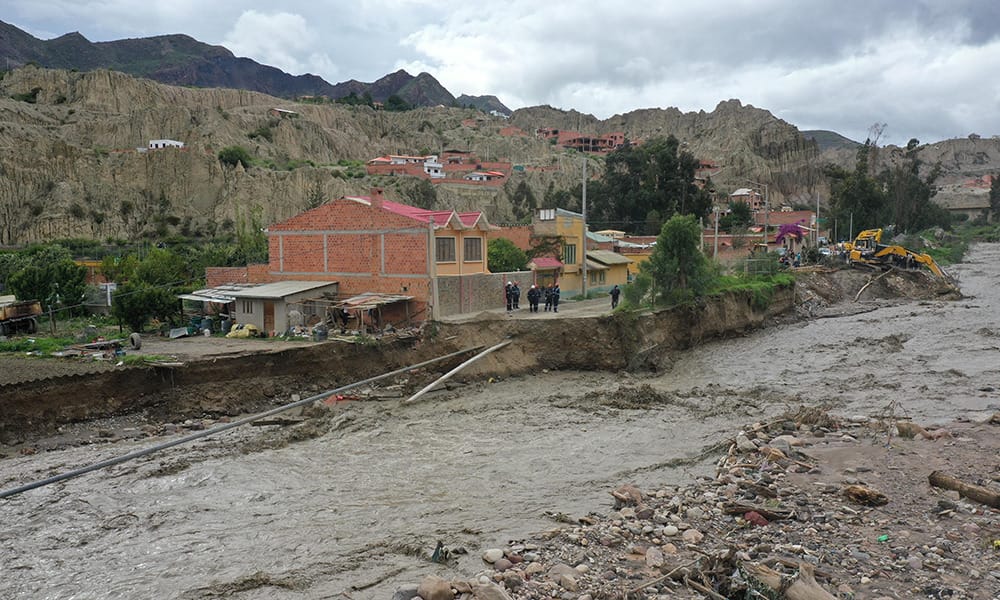 ENDE garantiza la continuidad del suministro eléctrico en municipios afectados por intensas lluvias